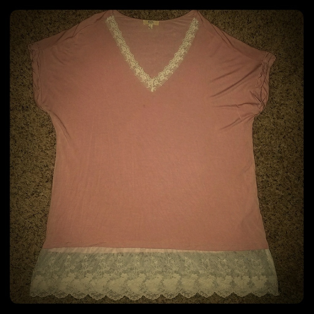 Kori lace accent tunic